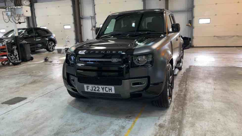 More views of Land Rover Defender 110