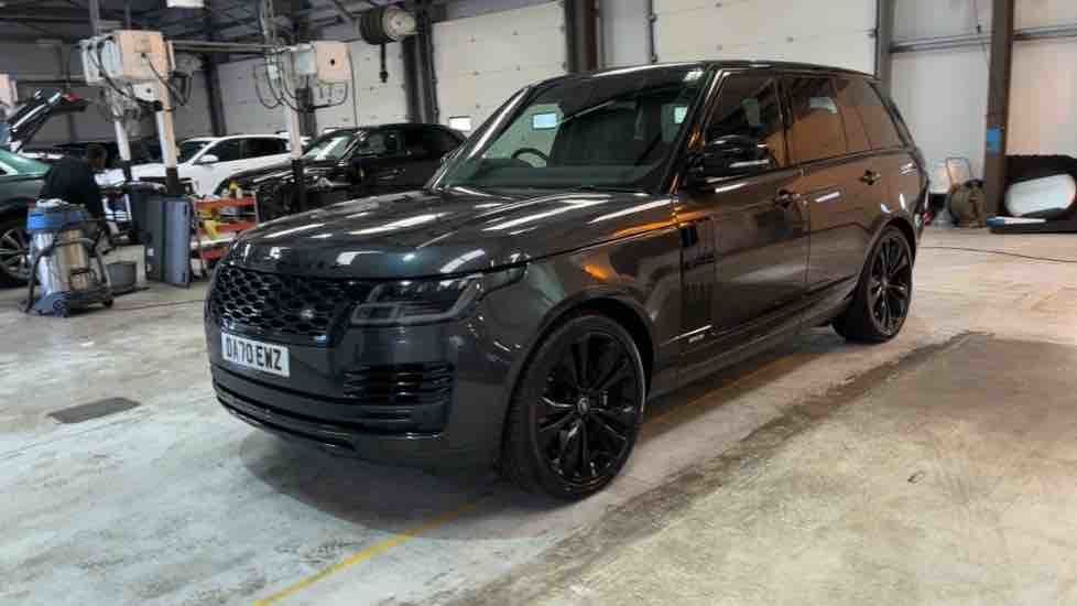 More views of Land Rover Range Rover