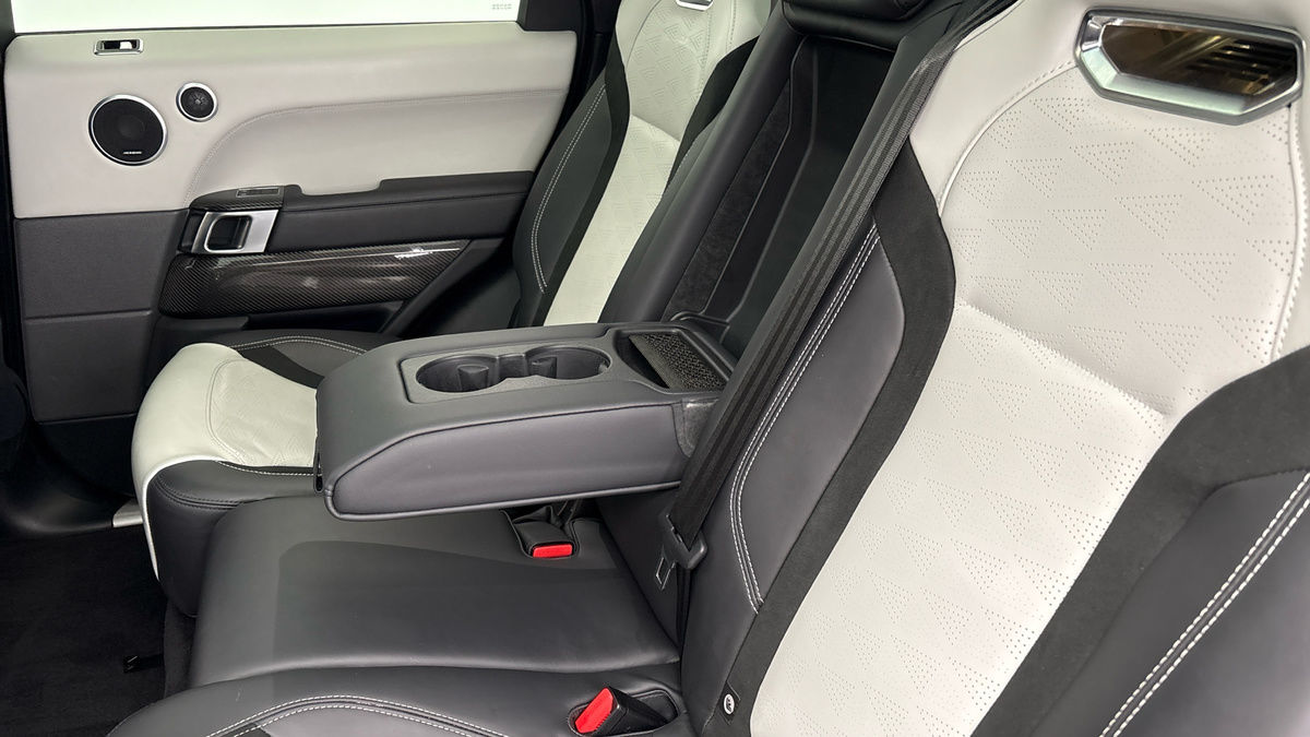 Land Rover Range Rover Sport Image 9