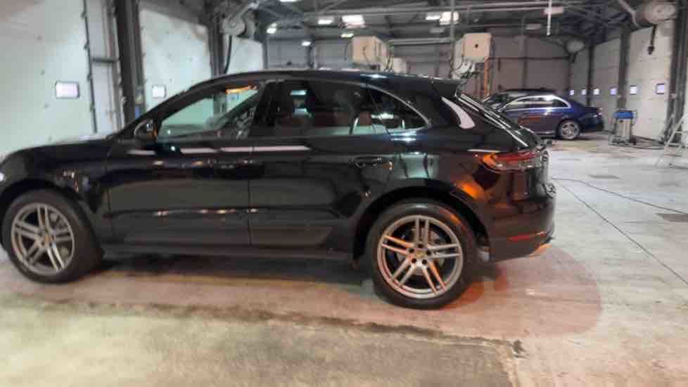 More views of Porsche Macan