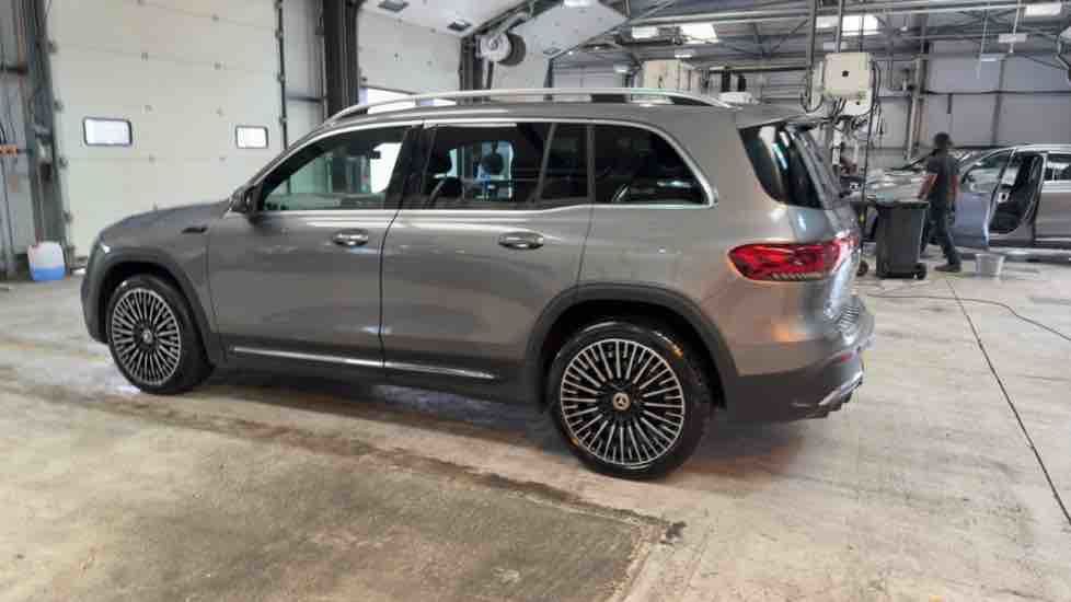 More views of Mercedes-Benz EQB