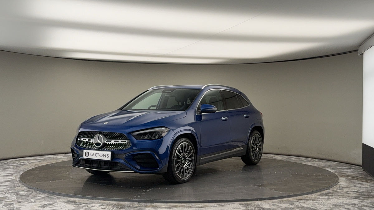 Mercedes-Benz GLA Image 20