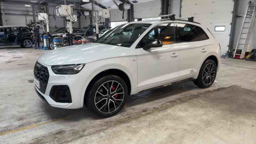 More views of Audi Q5