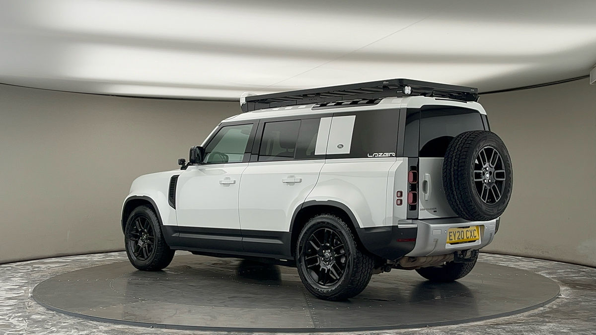 More views of Land Rover Defender 110