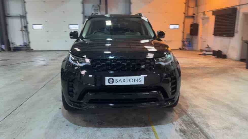 More views of Land Rover Discovery