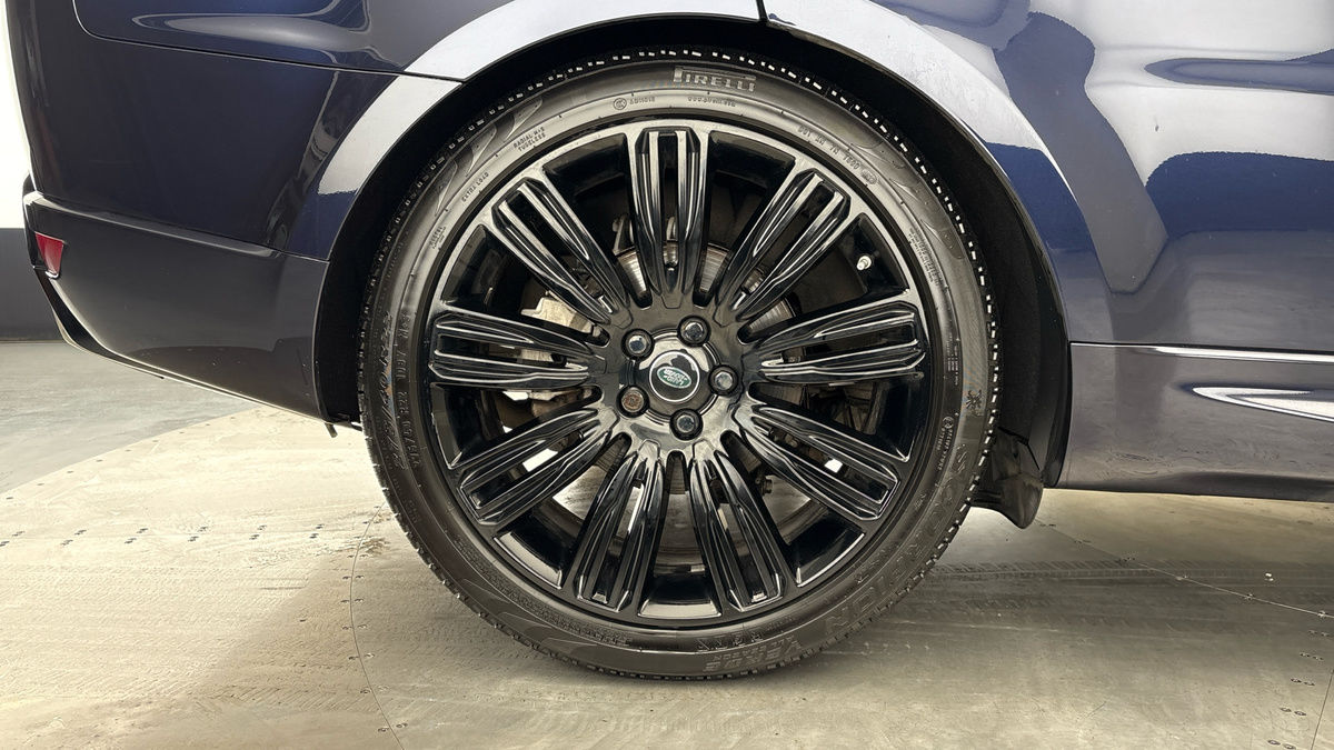 Land Rover Range Rover Sport Image 10