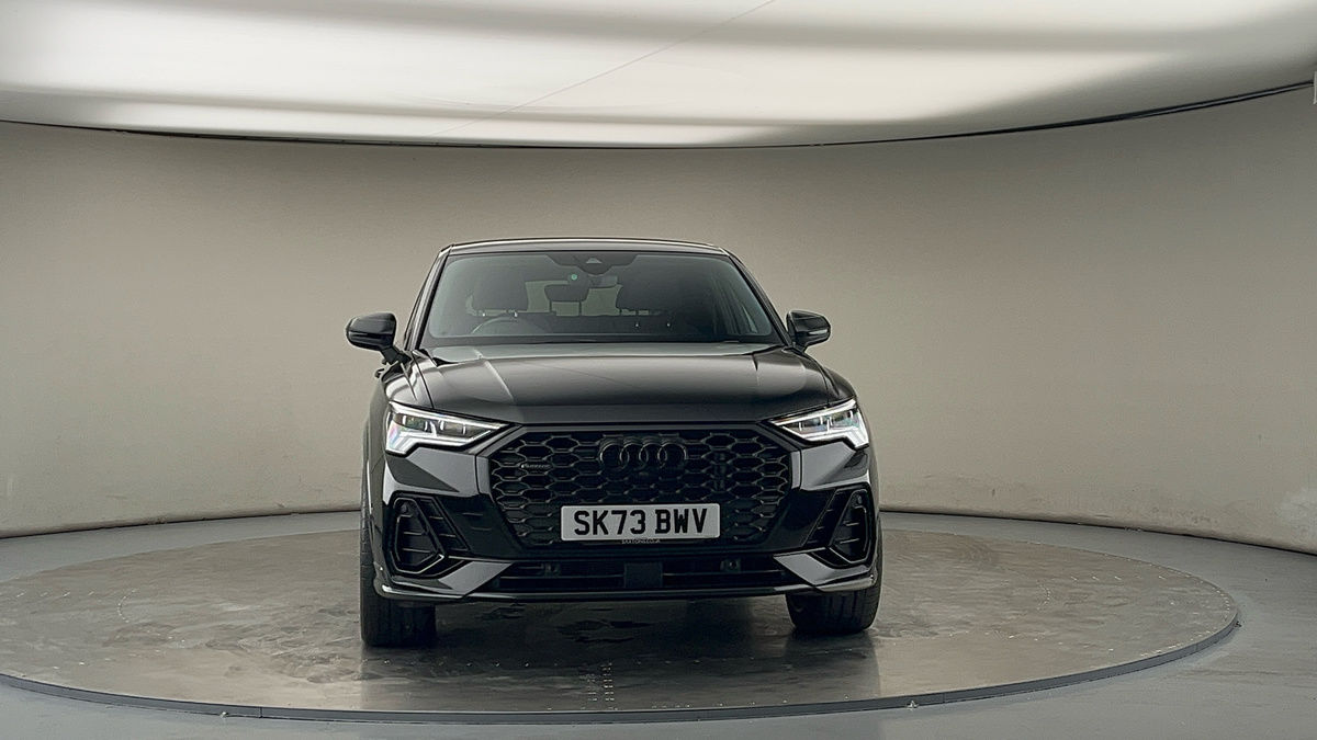 More views of Audi Q3