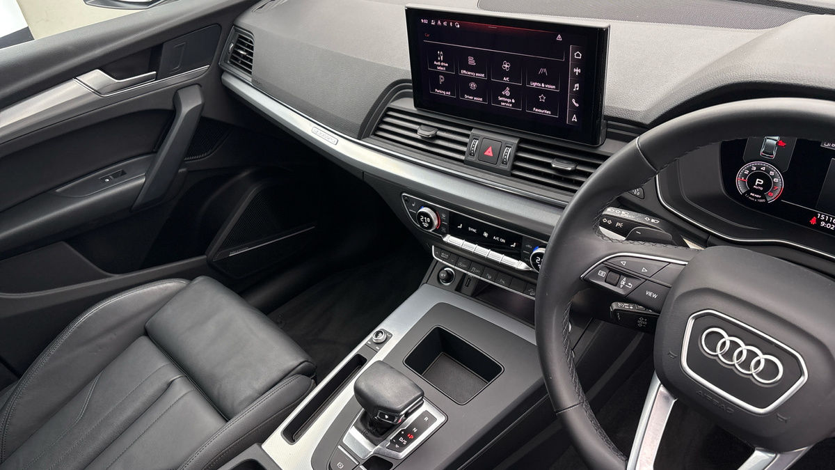 Audi Q5 Image 18