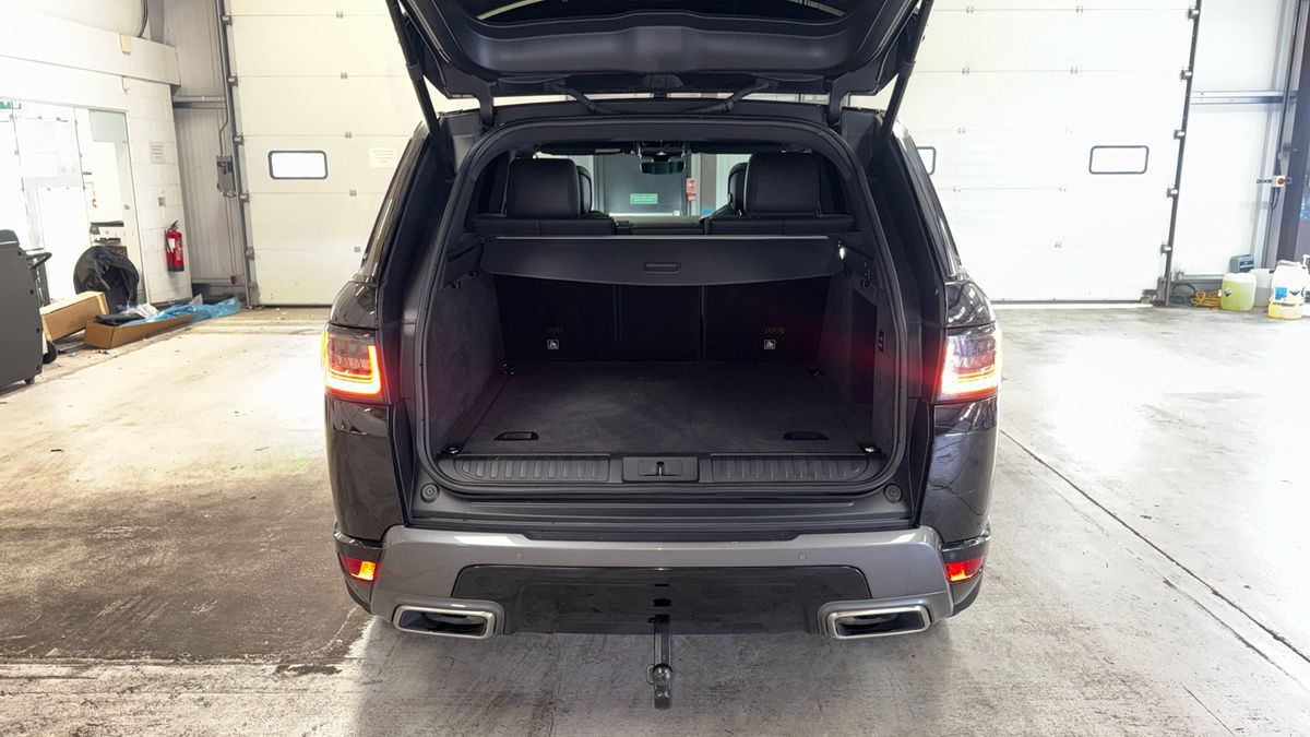 Land Rover Range Rover Sport Image 11
