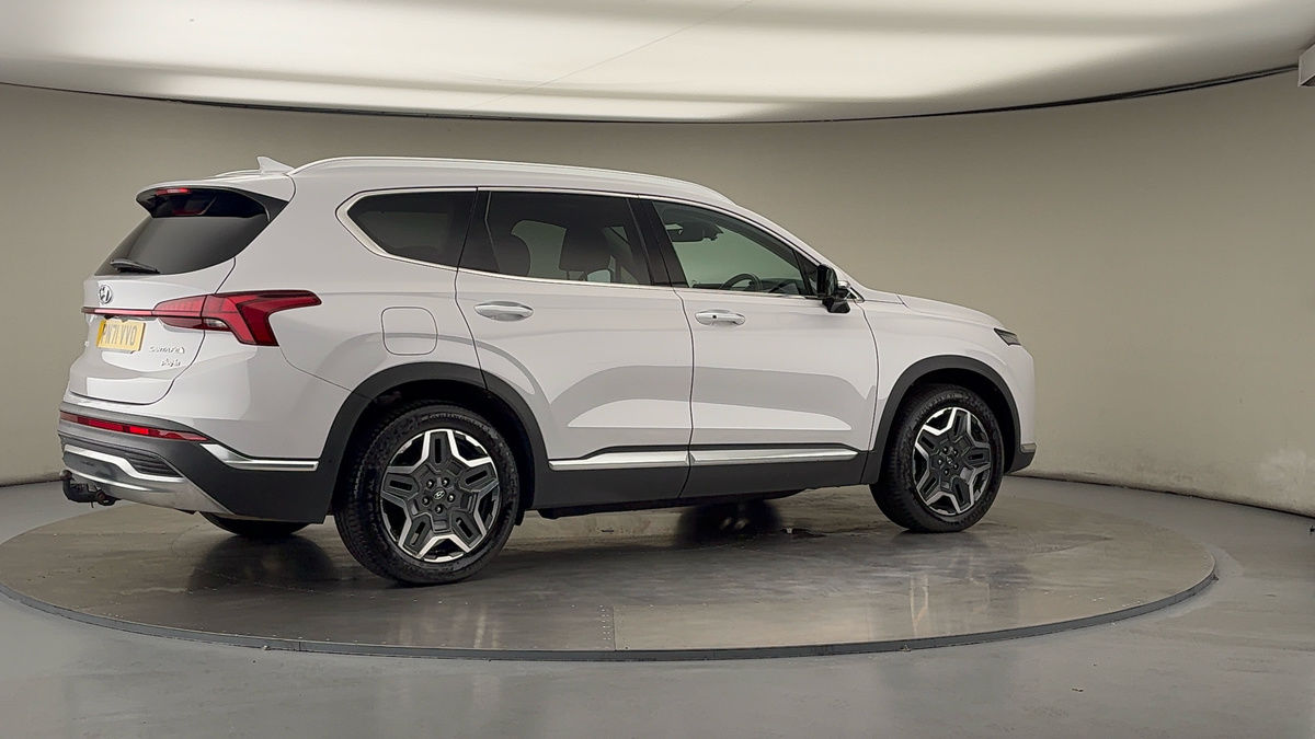 More views of Hyundai Santa Fe