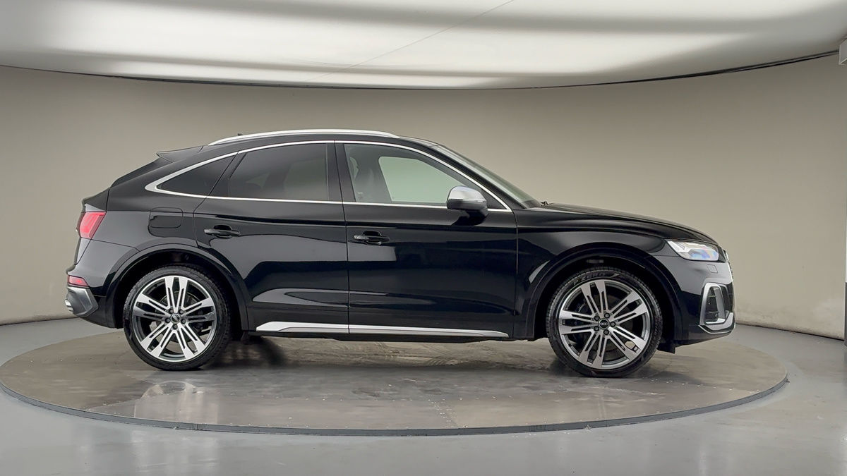 More views of Audi SQ5