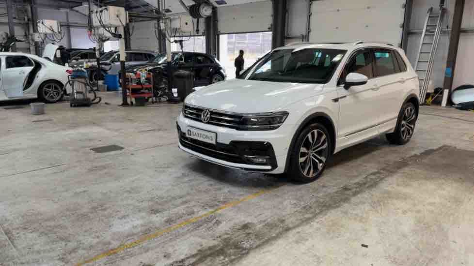 More views of Volkswagen Tiguan