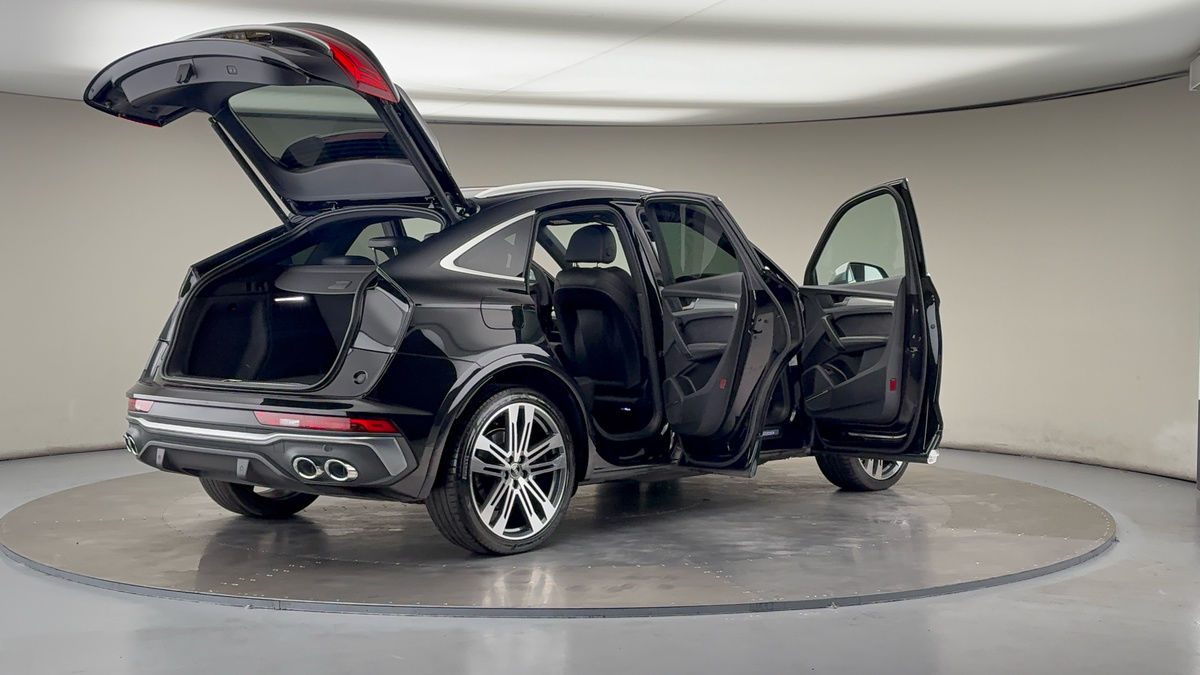 More views of Audi SQ5