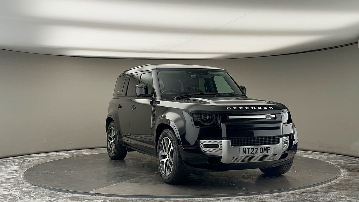 More views of Land Rover Defender 110