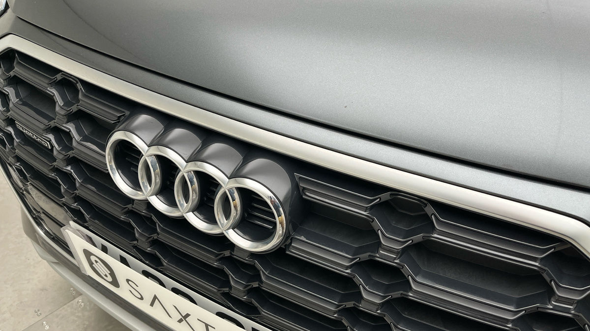 Audi Q5 Image 24
