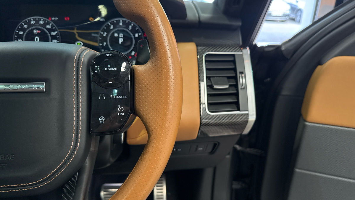Land Rover Range Rover Sport Image 14