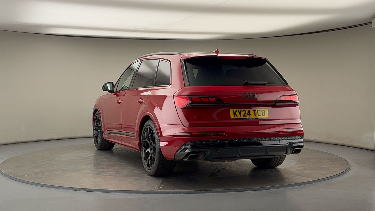 More views of Audi Q7