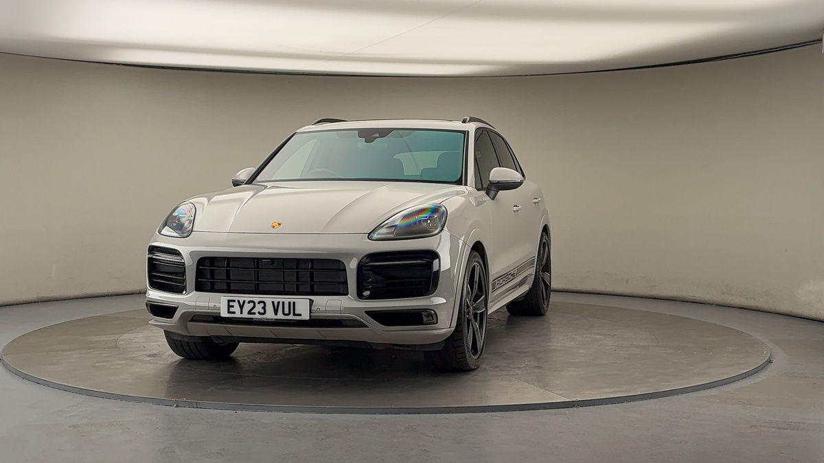 More views of Porsche Cayenne