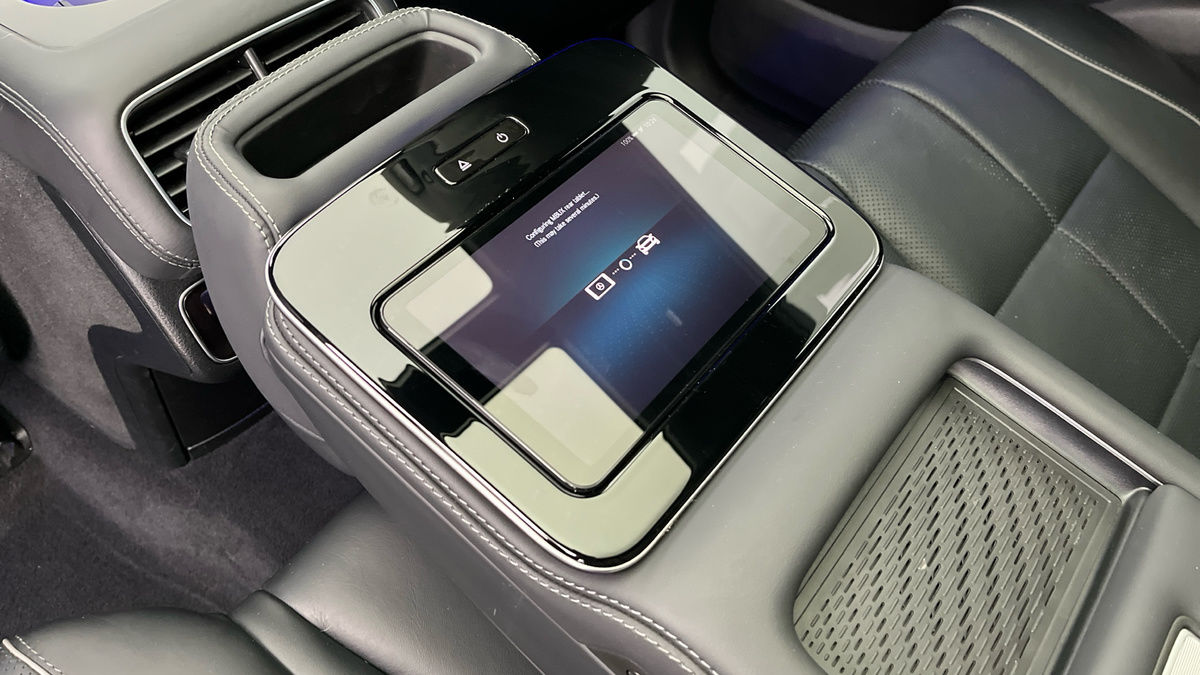 Mercedes-Benz GLS Image 26