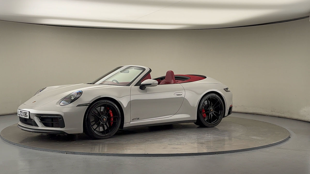 More views of Porsche 911