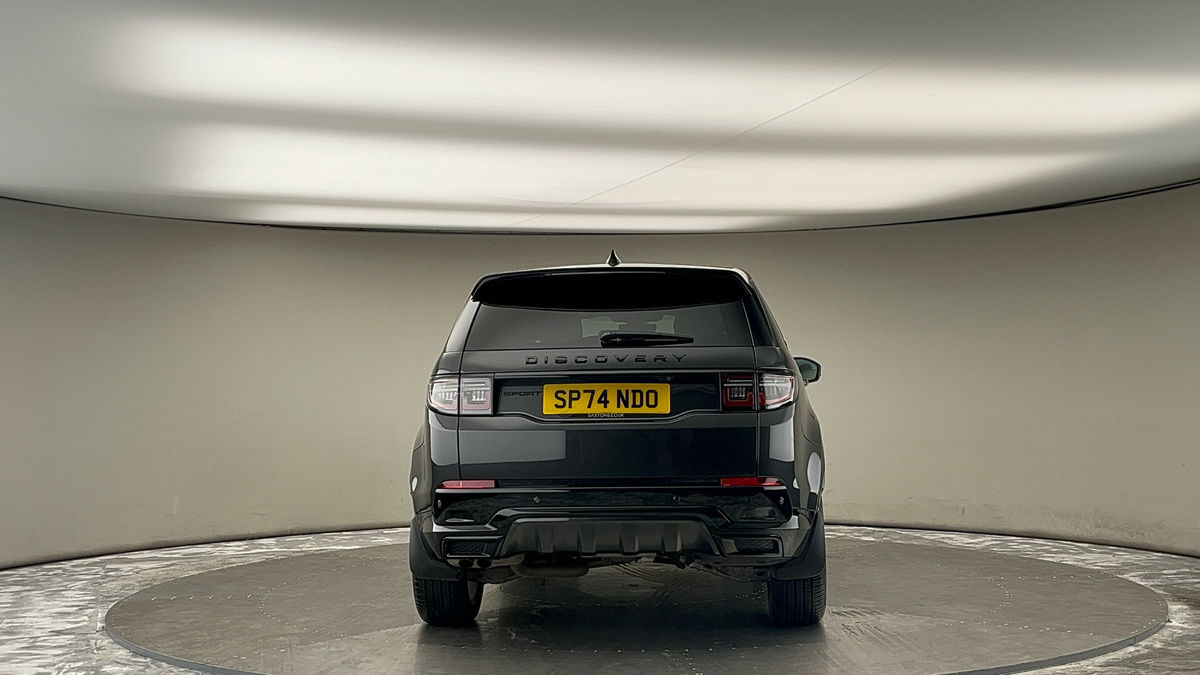 Land Rover Discovery Sport Image 4