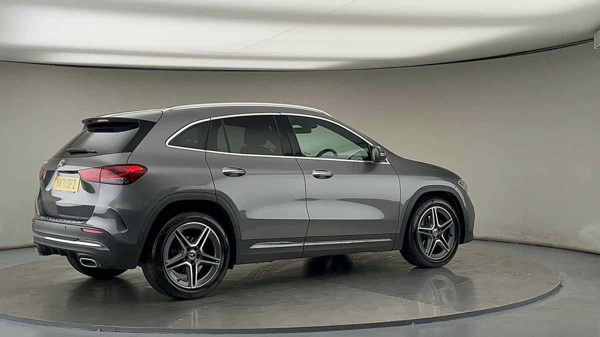 More views of Mercedes-Benz GLA