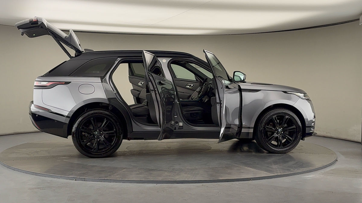 More views of Land Rover Range Rover Velar