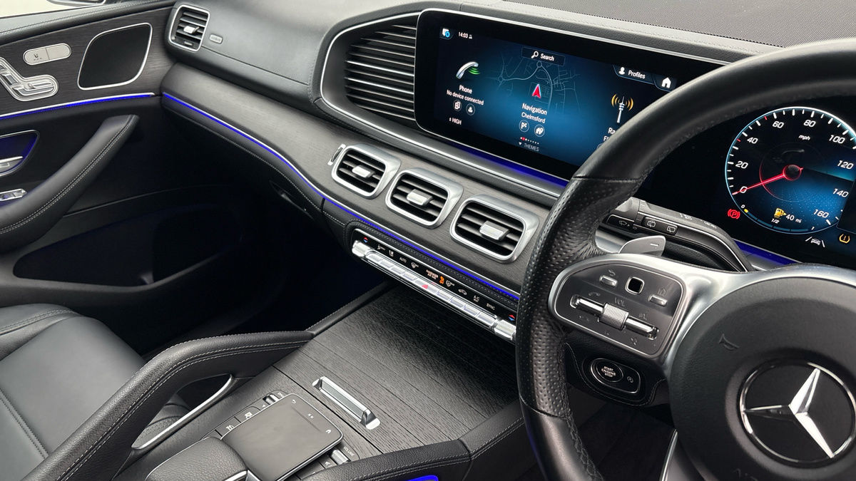 Mercedes-Benz GLE Image 18