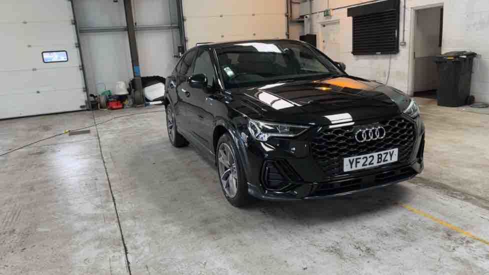 More views of Audi Q3