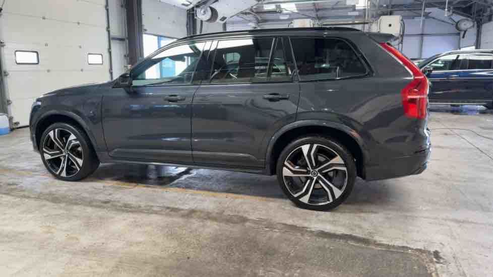 More views of Volvo XC90