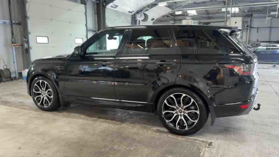 More views of Land Rover Range Rover Sport