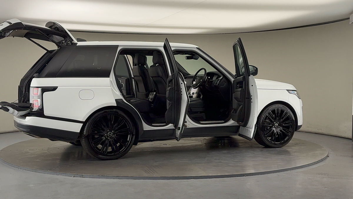 More views of Land Rover Range Rover