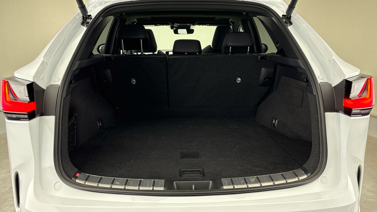 Lexus NX Image 11