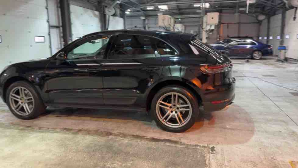 More views of Porsche Macan