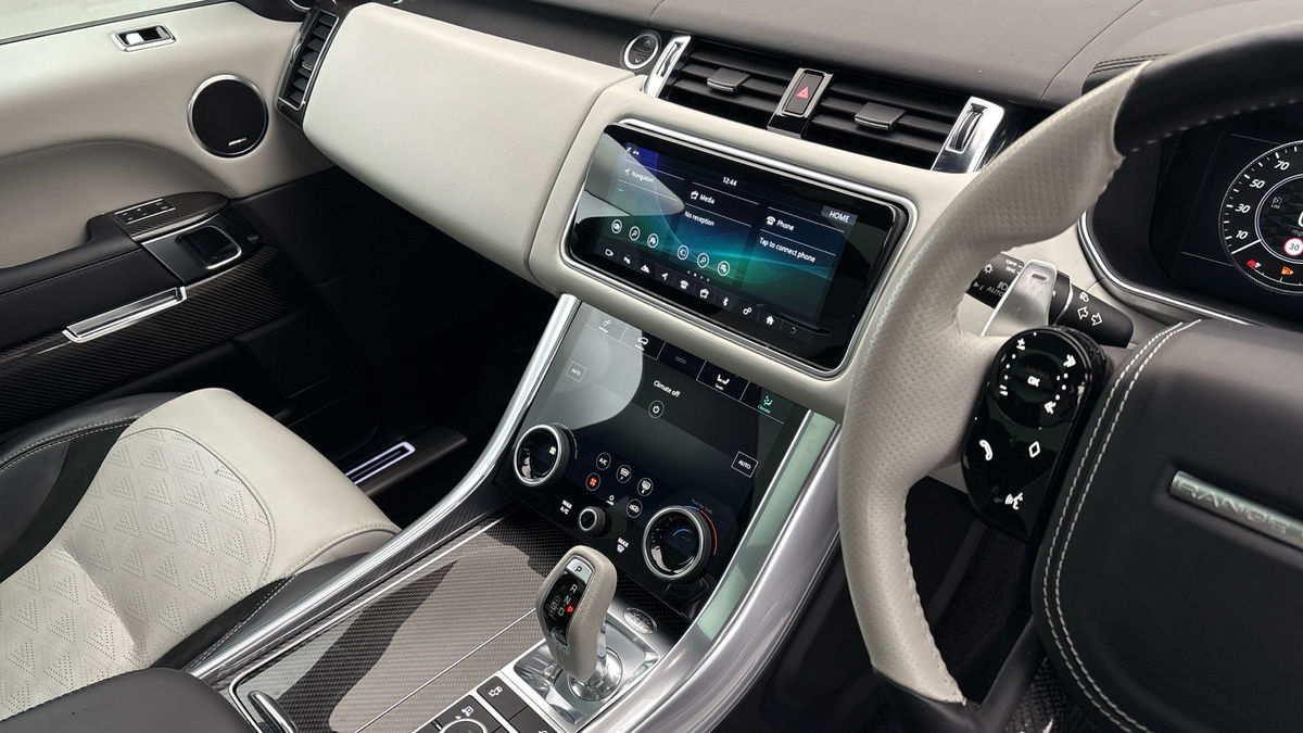 Land Rover Range Rover Sport Image 18
