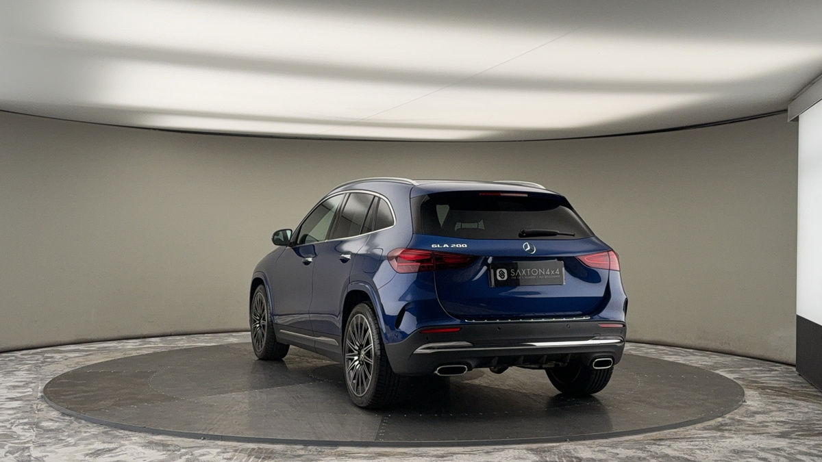 More views of Mercedes-Benz GLA