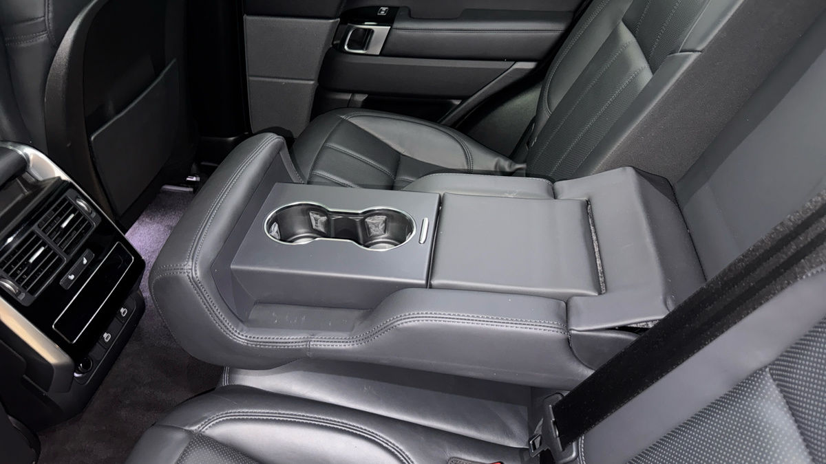 Land Rover Range Rover Sport Image 9