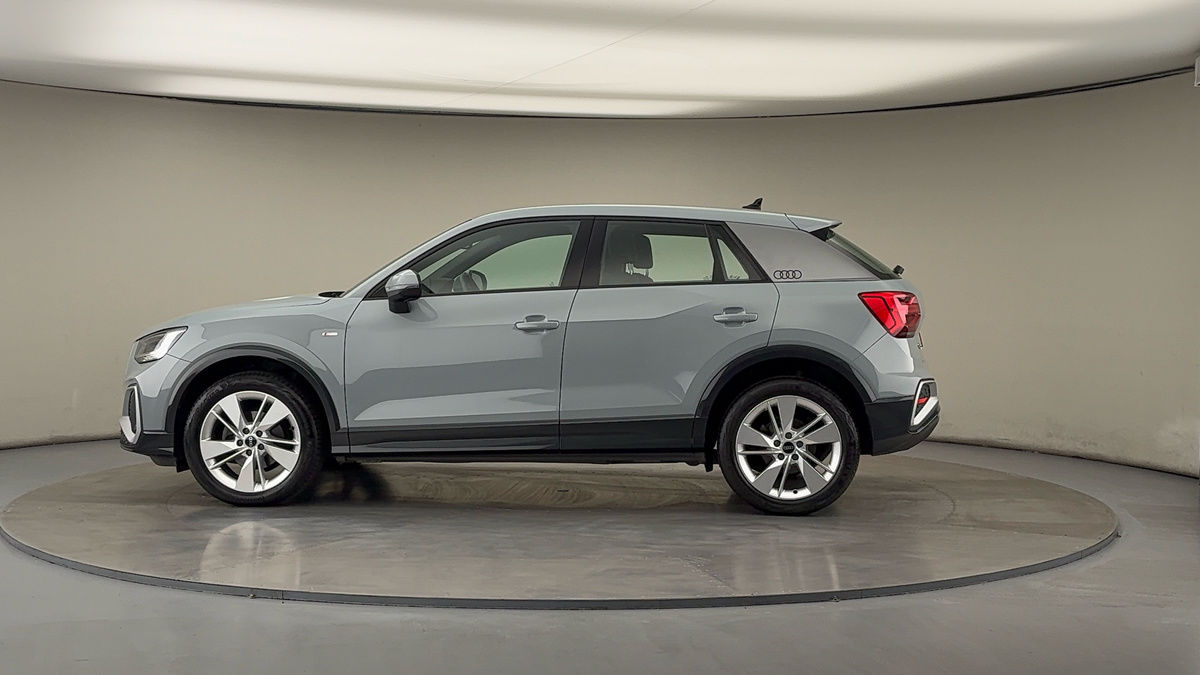 More views of Audi Q2