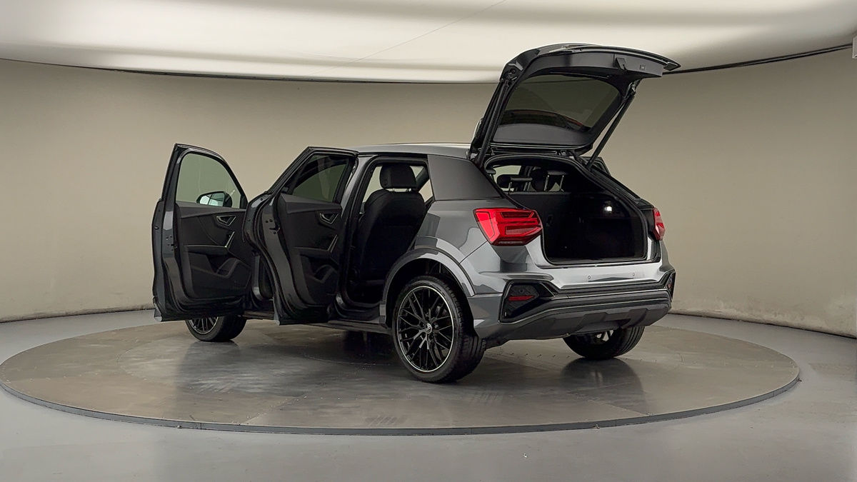 More views of Audi Q2