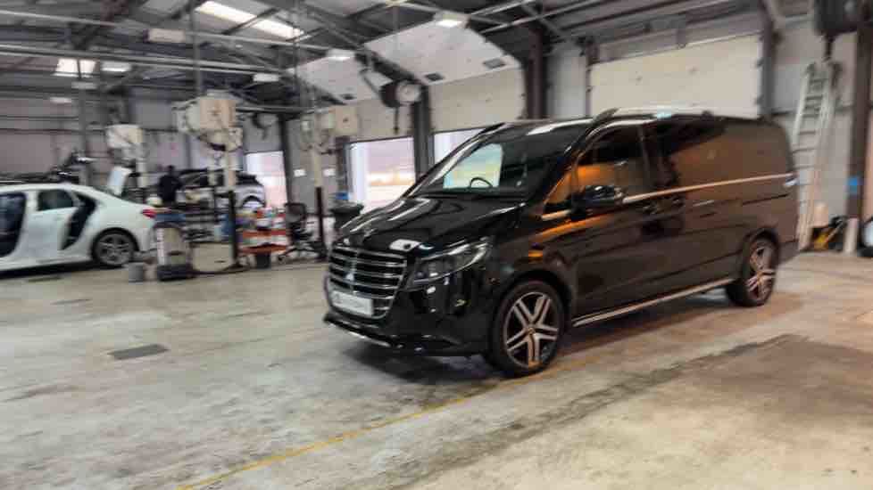 More views of Mercedes-Benz V Class