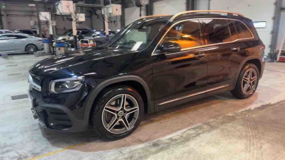 More views of Mercedes-Benz GLB
