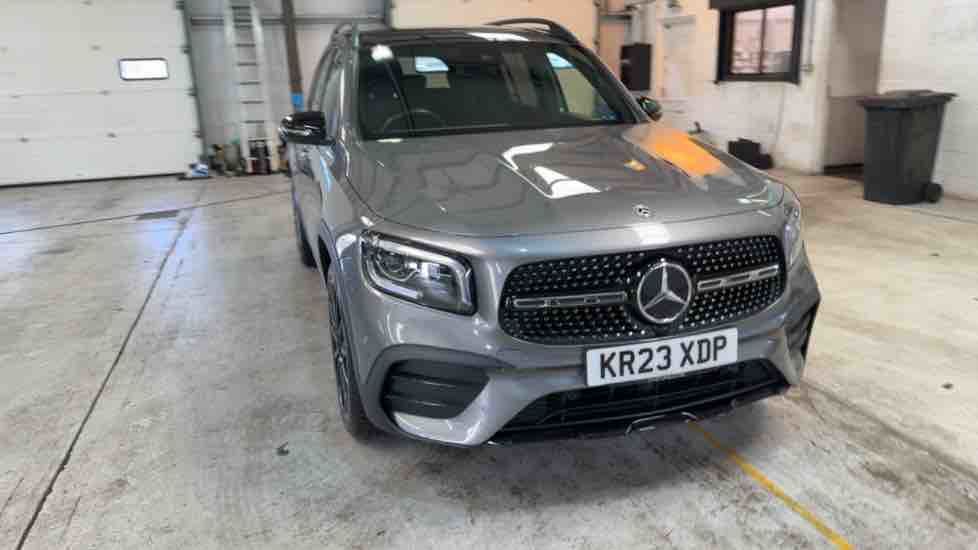 More views of Mercedes-Benz GLB