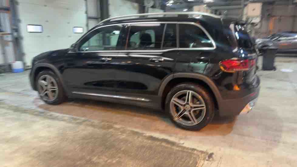 More views of Mercedes-Benz GLB