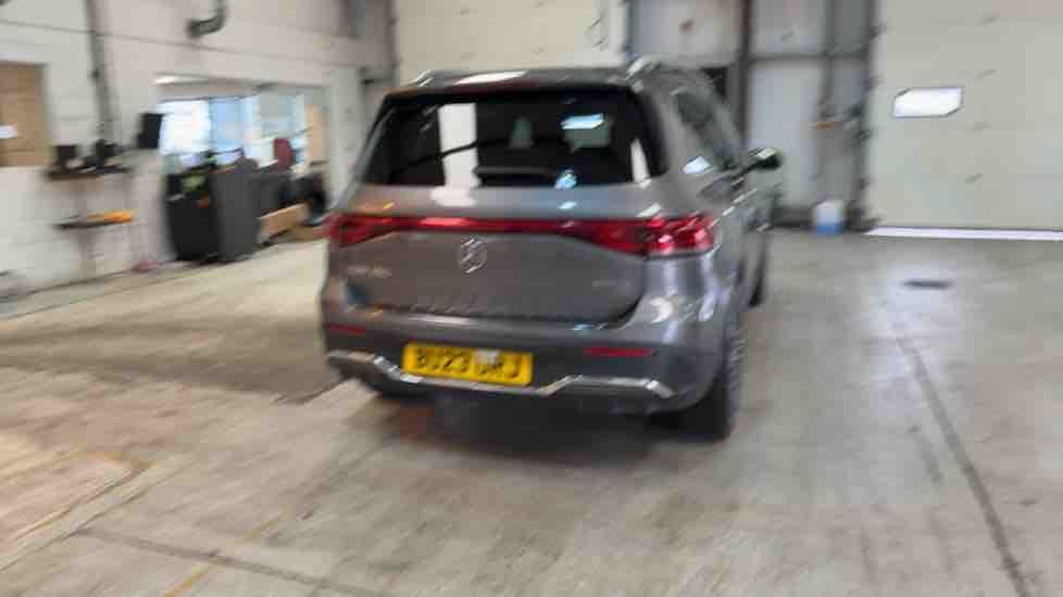 More views of Mercedes-Benz EQB