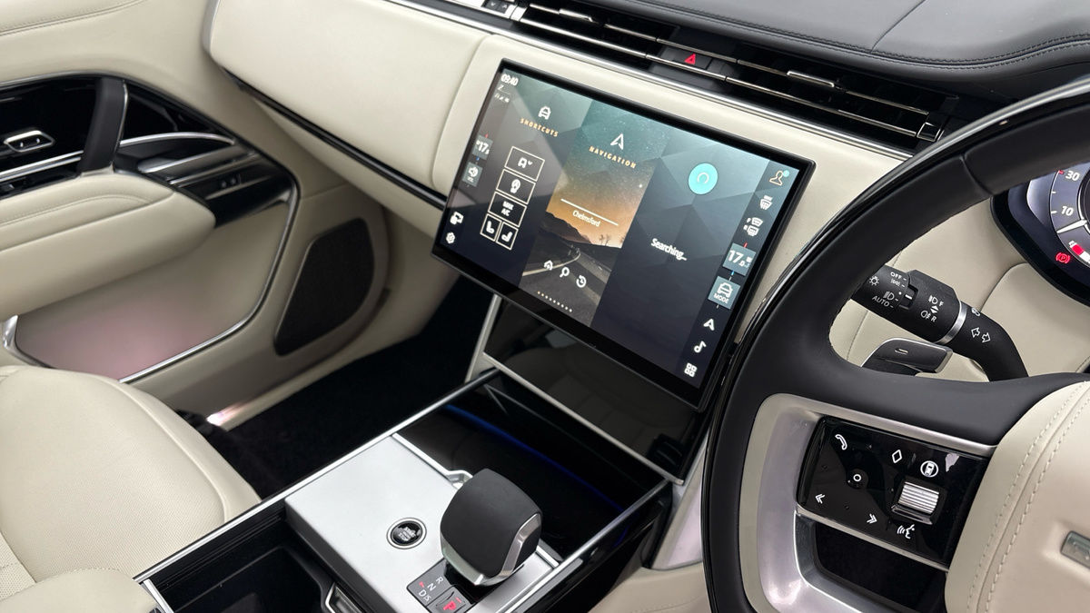 Land Rover Range Rover Image 18