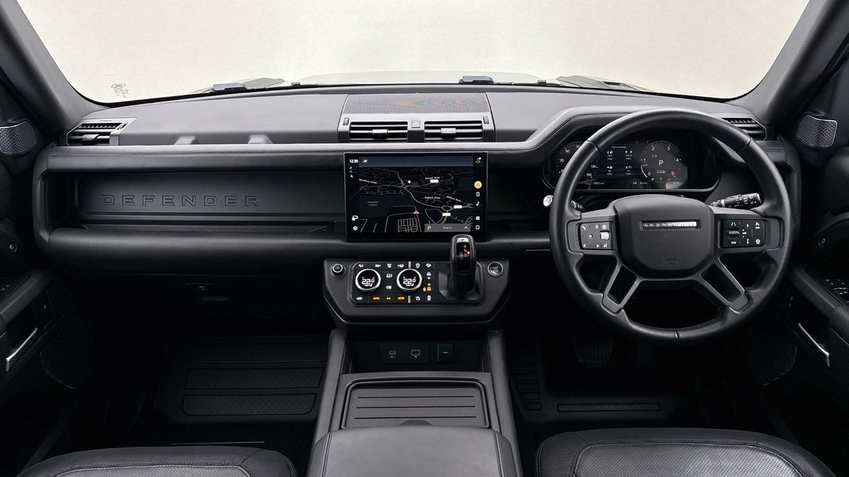 Land Rover Defender 110 Urban Image 12