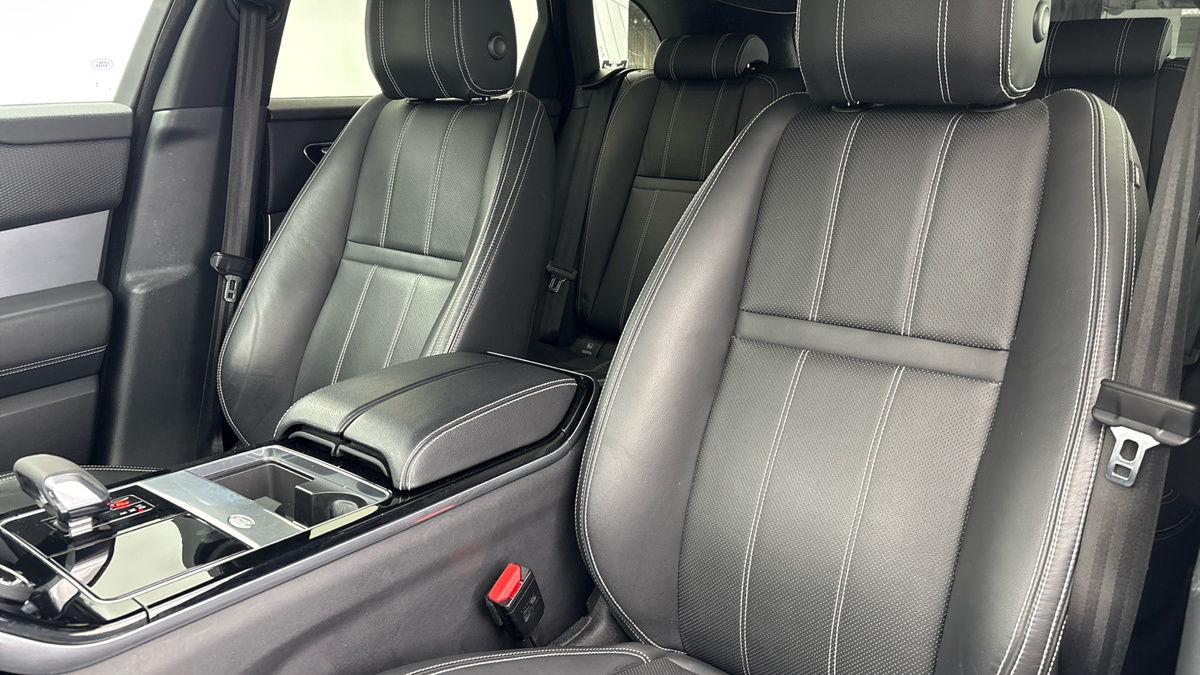 Land Rover Range Rover Velar Image 7