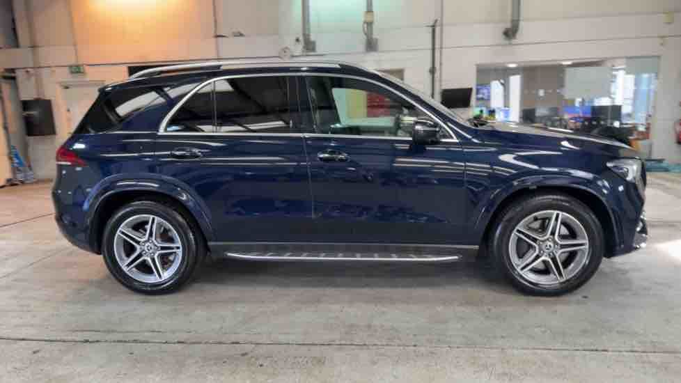 More views of Mercedes-Benz GLE