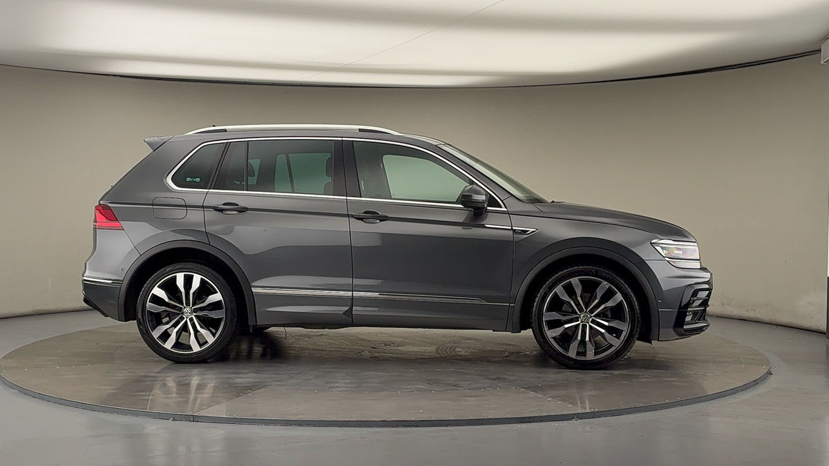 More views of Volkswagen Tiguan