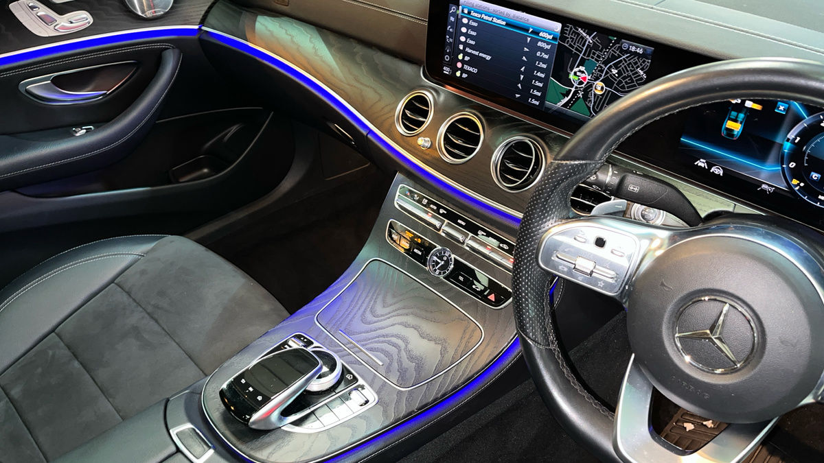 Mercedes-Benz E Class Image 18